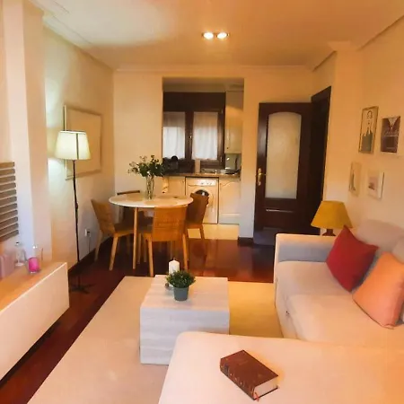 Zuvillaga 18, Confort Y Tranquilidad En Pleno Centro Apartment Oviédo